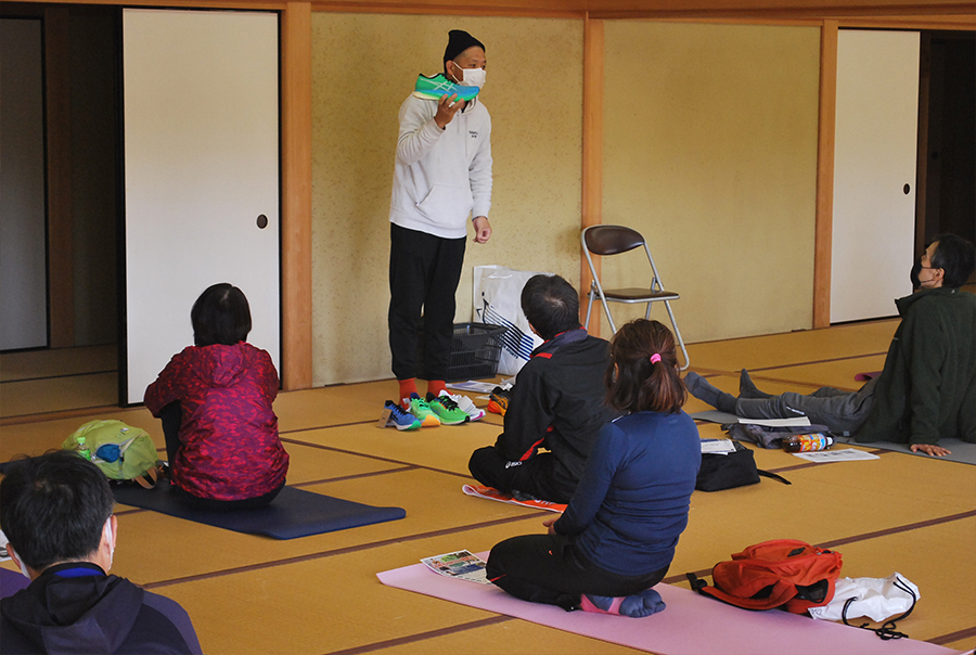 ②「厚底シューズの最新情報」（株式会社笹倉スポーツ） ①