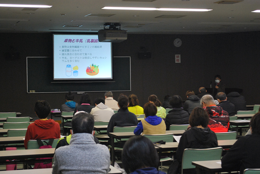 ①「ランナーのための栄養学」（徳島県スポーツ栄養士協会） ①